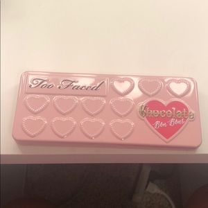 Too faced chocolate